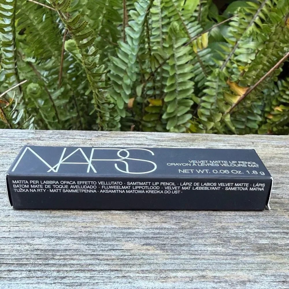 Nars Velvet Matte Lip Pencil Dragon Girl 9260 .06 oz Travel NIB New